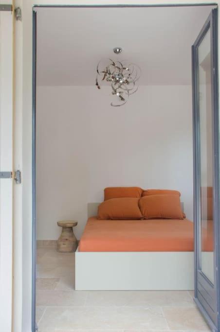 Villa Des Jacinthes Tarascon Buitenkant foto